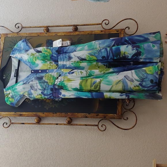 Jones New York Dresses & Skirts - Jones New York Silk Blend Watercolor Dress